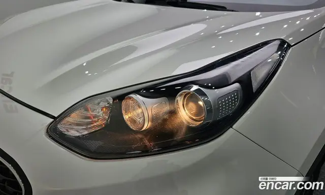 Kia Sportage 2018 2.0 автомат (гидро), миниатюра 8