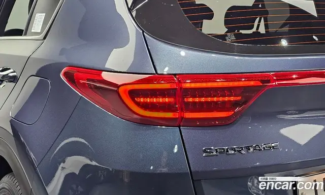 Kia Sportage 2019 2.0 автомат (гидро), миниатюра 8