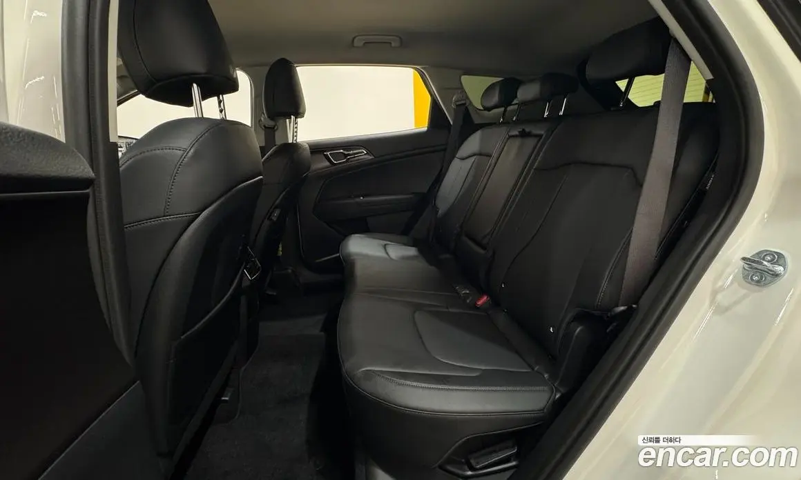 Kia Sportage 2025 2.0 автомат (гидро), фото 19 Kia Sportage 2025 2.0 автомат (гидро), фото 19