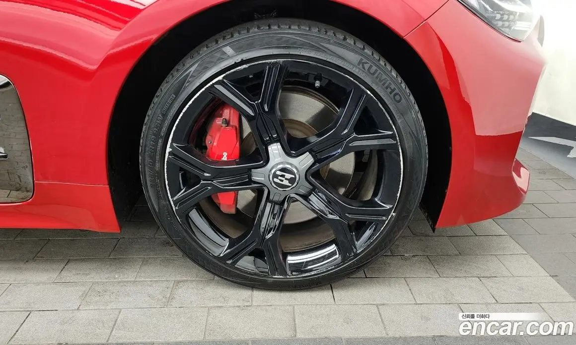 Kia Stinger 2017 3.3 автомат (гидро), фото 5