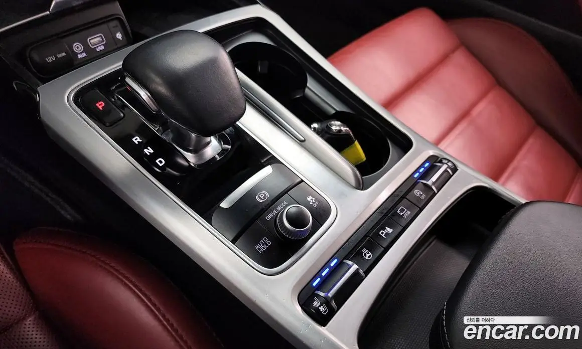 Kia Stinger 2017 3.3 автомат (гидро), фото 9