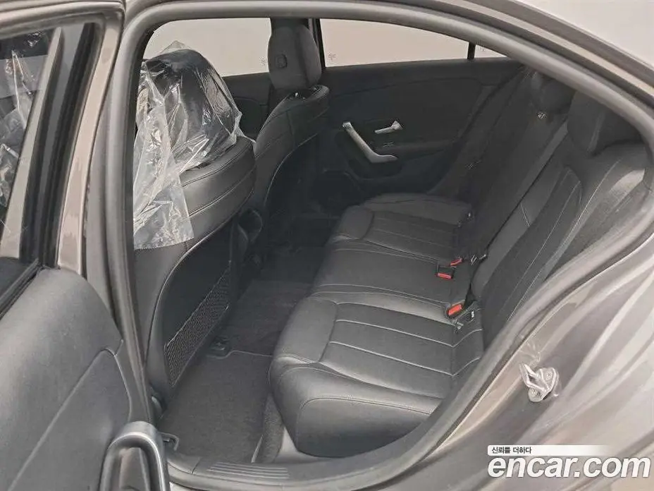 Mercedes-Benz A-Class 2020 2.0 автомат (гидро), фото 12 Mercedes-Benz A-Class 2020 2.0 автомат (гидро), фото 12