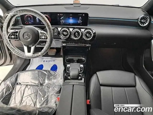 Mercedes-Benz A-Class 2020 2.0 автомат (гидро), миниатюра 6 Mercedes-Benz A-Class 2020 2.0 автомат (гидро), миниатюра 6