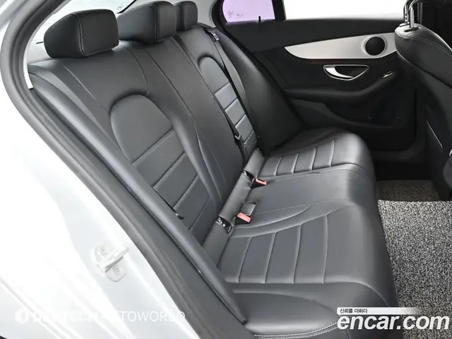 Mercedes-Benz C-Class 2014 2.0 автомат (гидро), миниатюра 12
