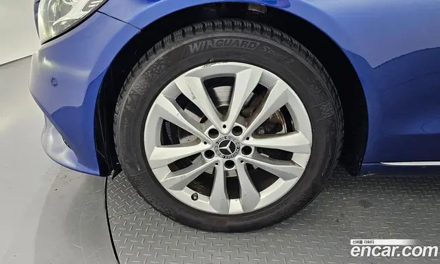 Mercedes-Benz C-Class 2019 1.9 автомат (гидро), миниатюра 5