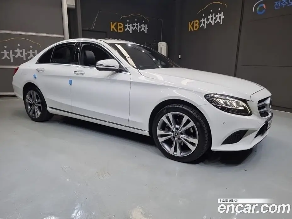 Mercedes-Benz C-Class 2020 1.9 автомат (гидро), фото 5 Mercedes-Benz C-Class 2020 1.9 автомат (гидро), фото 5
