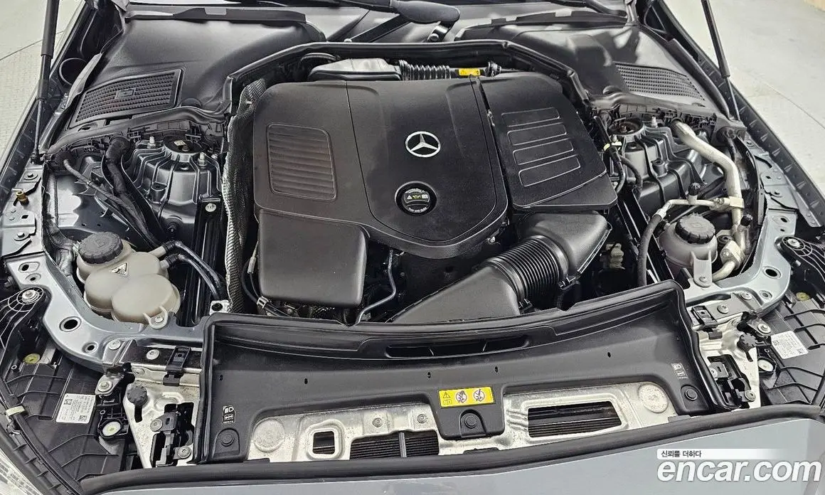 Mercedes-Benz C-Class 2022 2.0 автомат (гидро), фото 6