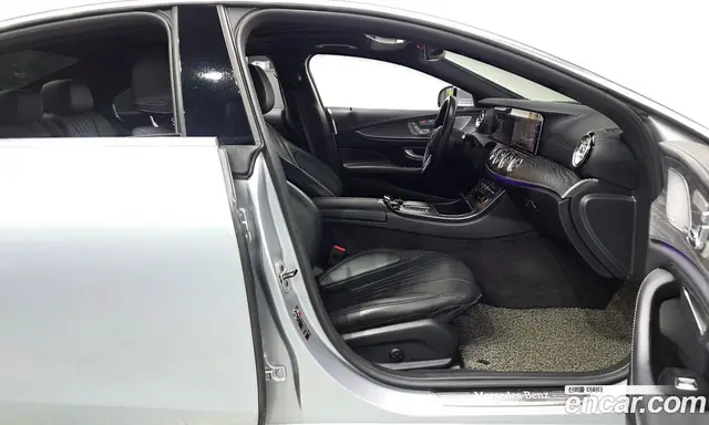 Mercedes-Benz CLS-Class 2021 3.0 автомат (гидро), миниатюра 10