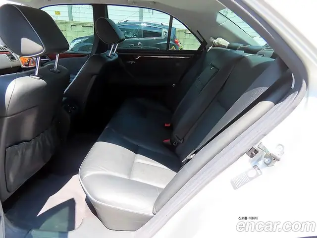 Mercedes-Benz E-Class 2001 2.8 автомат (гидро), миниатюра 6