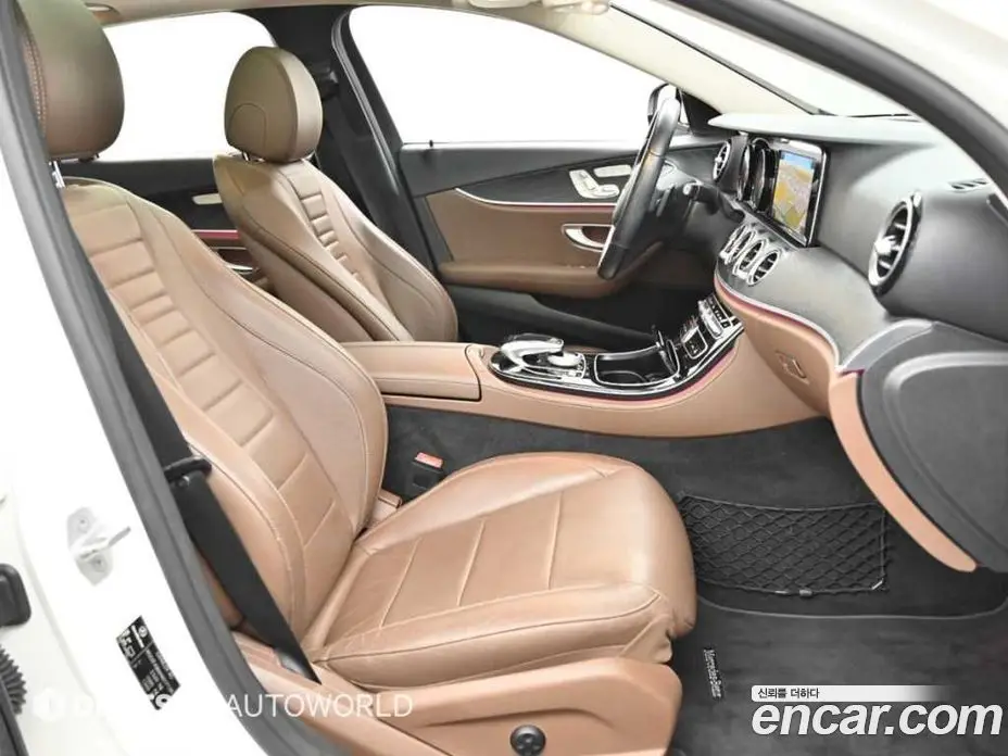Mercedes-Benz E-Class 2016 2.0 автомат (гидро), фото 10 Mercedes-Benz E-Class 2016 2.0 автомат (гидро), фото 10