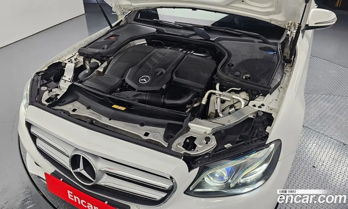 Mercedes-Benz E-Class 2016 1.9 автомат (гидро), фото 6 Mercedes-Benz E-Class 2016 1.9 автомат (гидро), фото 6
