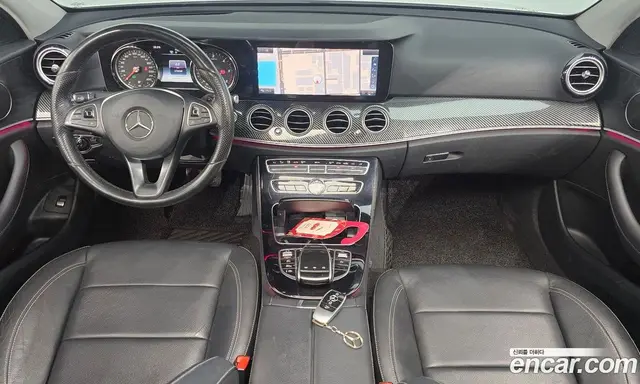Mercedes-Benz E-Class 2016 1.9 автомат (гидро), миниатюра 7 Mercedes-Benz E-Class 2016 1.9 автомат (гидро), миниатюра 7