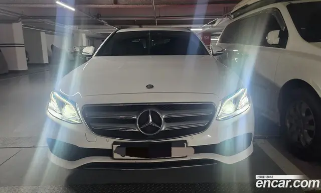Mercedes-Benz E-Class 2016 1.9 автомат (гидро), миниатюра 2