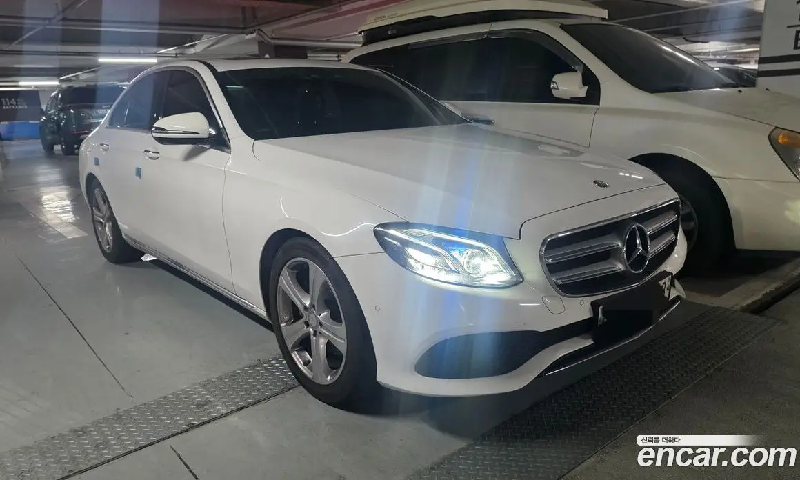 Mercedes-Benz E-Class 2016 1.9 автомат (гидро), фото 3