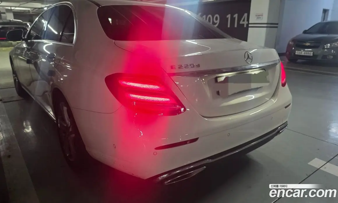 Mercedes-Benz E-Class 2016 1.9 автомат (гидро), фото 4