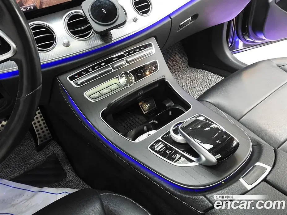 Mercedes-Benz E-Class 2019 2.0 автомат (гидро), фото 16 Mercedes-Benz E-Class 2019 2.0 автомат (гидро), фото 16