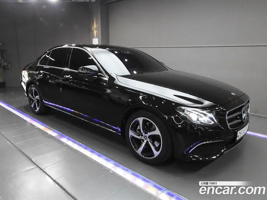 Mercedes-Benz E-Class 2019 2.0 автомат (гидро), фото 20 Mercedes-Benz E-Class 2019 2.0 автомат (гидро), фото 20