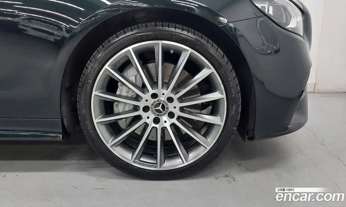 Mercedes-Benz E-Class 2022 3.0 автомат (гидро), фото 5 Mercedes-Benz E-Class 2022 3.0 автомат (гидро), фото 5
