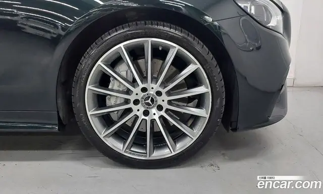 Mercedes-Benz E-Class 2022 3.0 автомат (гидро), миниатюра 5 Mercedes-Benz E-Class 2022 3.0 автомат (гидро), миниатюра 5