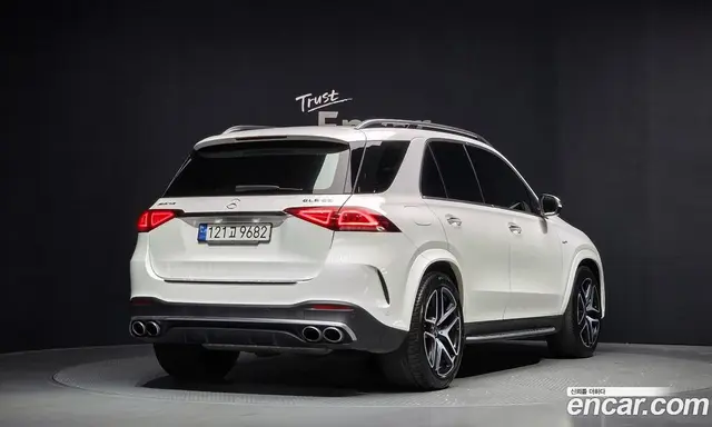 Mercedes-Benz GLE-Class 2022 3.0 автомат (гидро), миниатюра 2