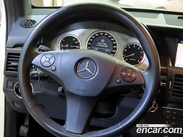 Mercedes-Benz GLK-Class 2011 3.5 автомат (гидро), миниатюра 8