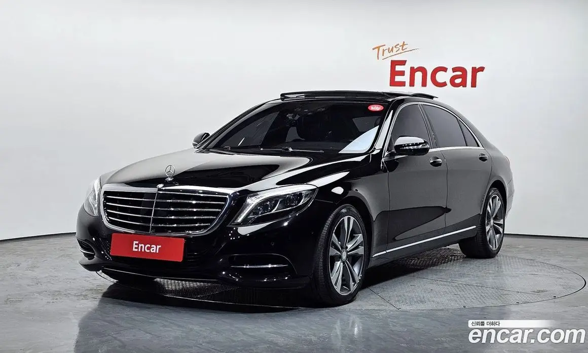 Mercedes-Benz S-Class 2015 4.7 автомат (гидро), фото 1 Mercedes-Benz S-Class 2015 4.7 автомат (гидро), фото 1