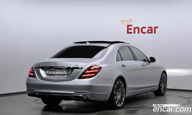 Mercedes-Benz S-Class 2018 4.0 автомат (гидро), миниатюра 2 Mercedes-Benz S-Class 2018 4.0 автомат (гидро), миниатюра 2