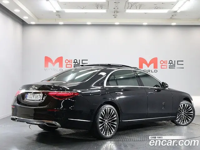 Mercedes-Benz S-Class 2023 3.0 автомат (гидро), миниатюра 2