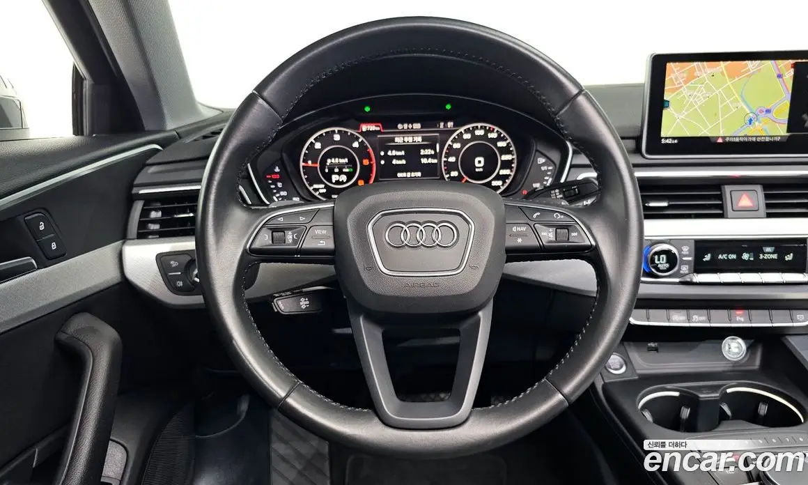 Audi A4 2018 2.0 автомат (гидро), фото 13