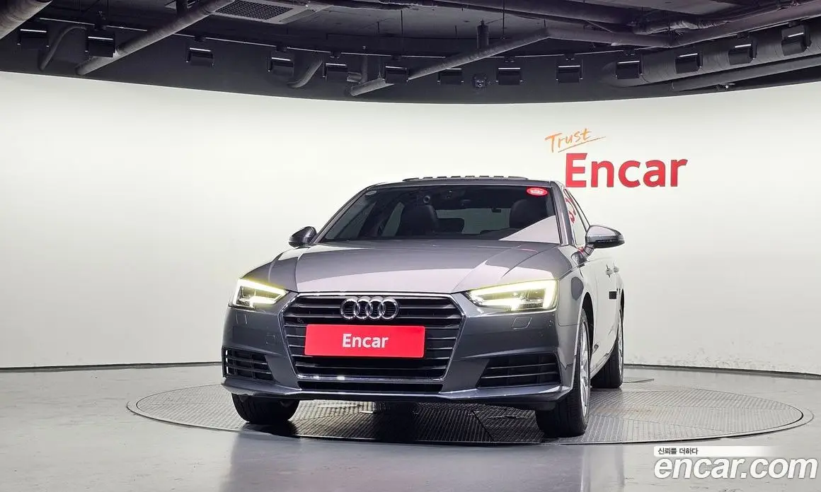Audi A4 2018 2.0 автомат (гидро), фото 3