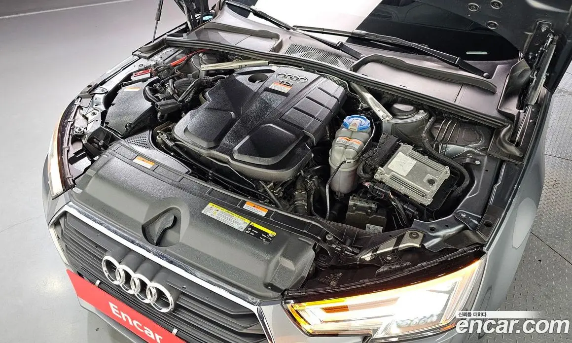 Audi A4 2018 2.0 автомат (гидро), фото 6
