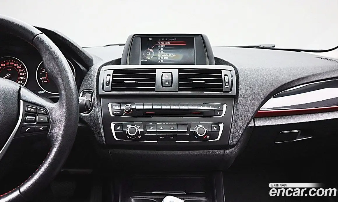 BMW 1 серия 2015 2.0 автомат (гидро), фото 16