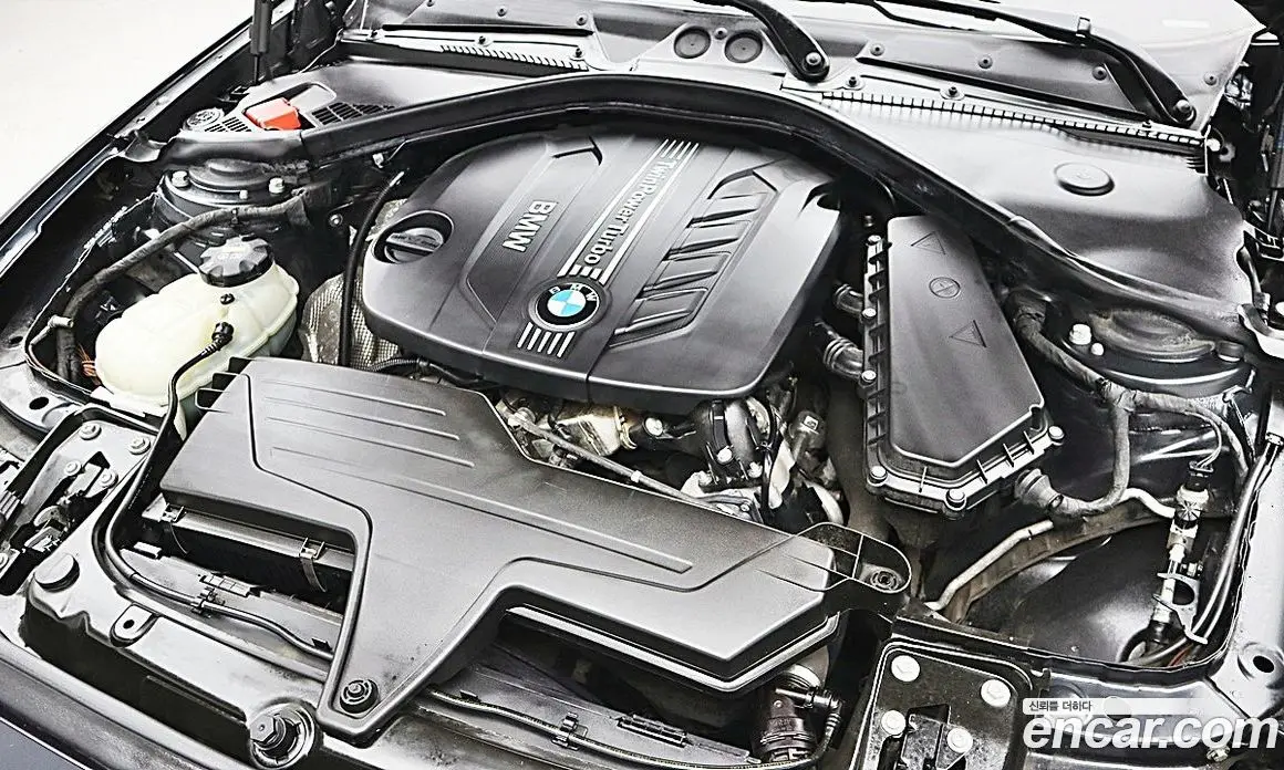 BMW 1 серия 2015 2.0 автомат (гидро), фото 6