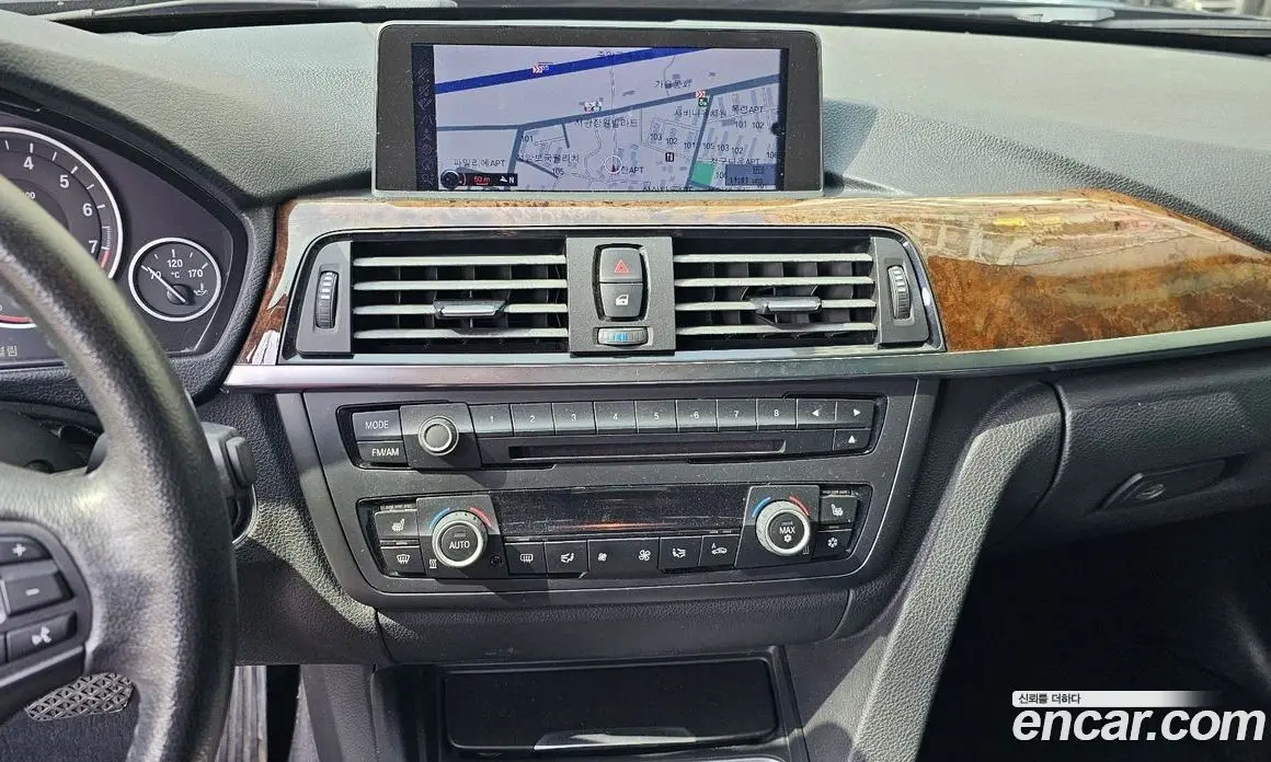 BMW 3 серия 2012 2.0 автомат (гидро), фото 14