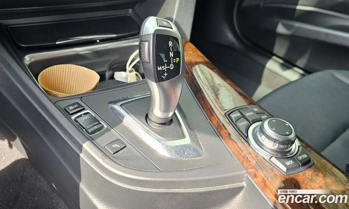BMW 3 серия 2012 2.0 автомат (гидро), фото 15