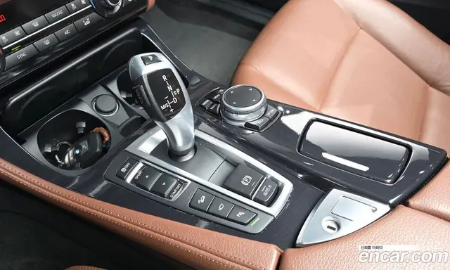 BMW 5 серия 2016 2.0 автомат (гидро), миниатюра 9 BMW 5 серия 2016 2.0 автомат (гидро), миниатюра 9