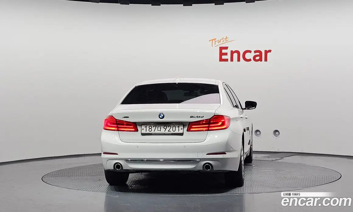 BMW 5 серия 2020 2.0 автомат (гидро), фото 4