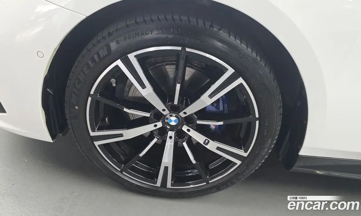 BMW 5 серия 2025 2.0 автомат (гидро), фото 5