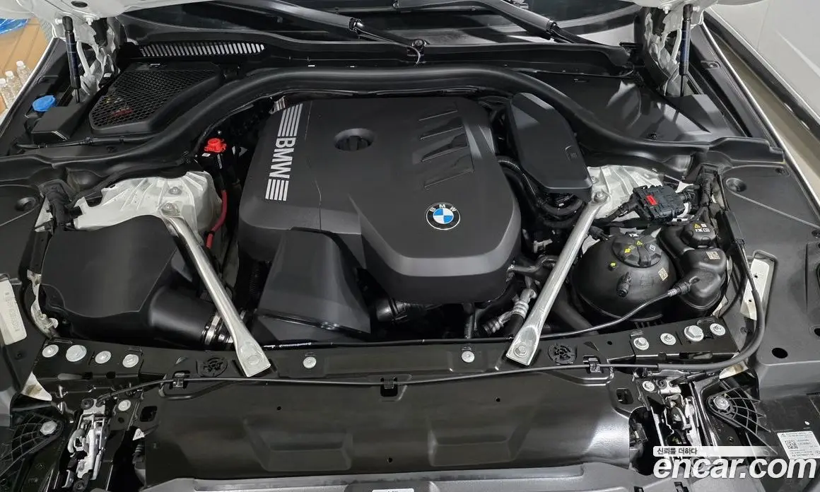 BMW 5 серия 2025 2.0 автомат (гидро), фото 6
