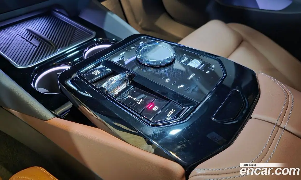 BMW 5 серия 2025 2.0 автомат (гидро), фото 9