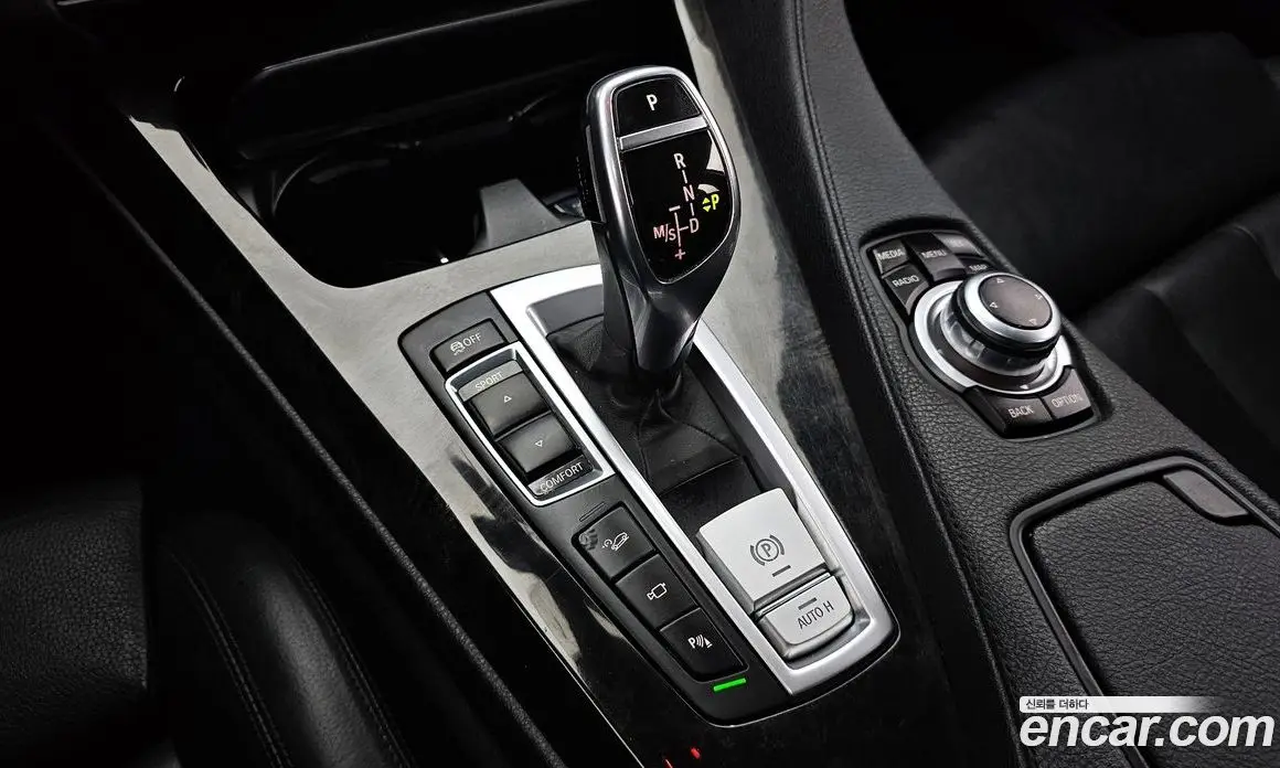 BMW 6 серия 2013 3.0 автомат (гидро), фото 9