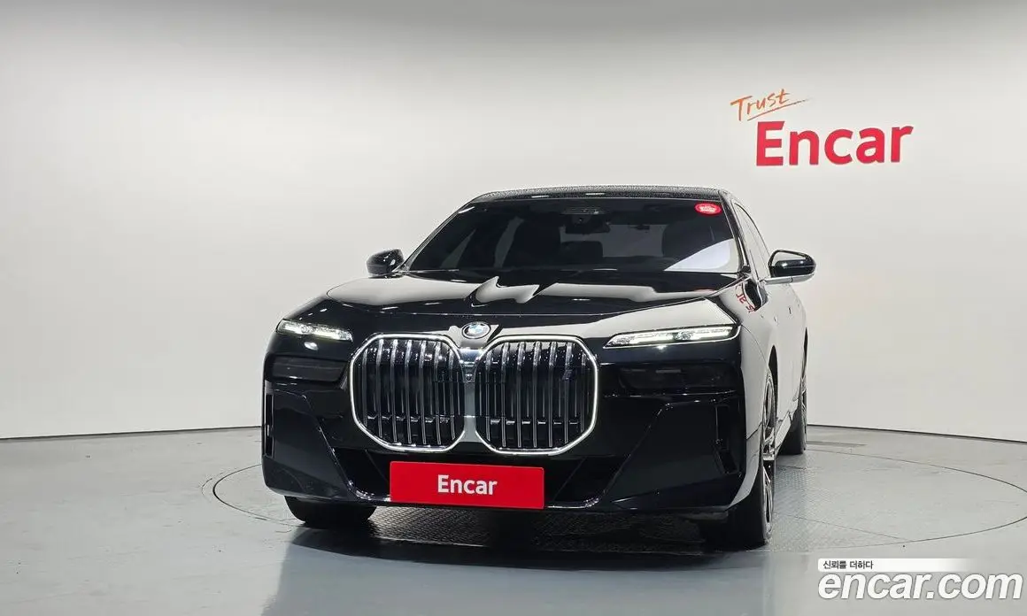 BMW i7 2023 0.3 автомат (гидро), фото 3