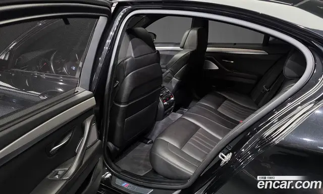 BMW M5 2016 4.4 автомат (гидро), миниатюра 11