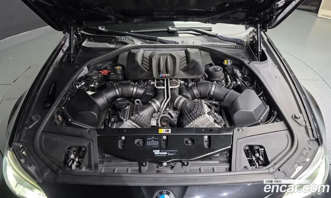 BMW M5 2016 4.4 автомат (гидро), фото 6