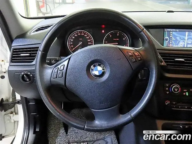 BMW X1 2012 2.0 автомат (гидро), миниатюра 8 BMW X1 2012 2.0 автомат (гидро), миниатюра 8