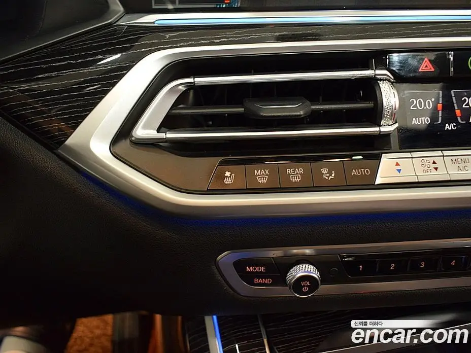 BMW X7 2022 3.0 автомат (гидро), фото 15