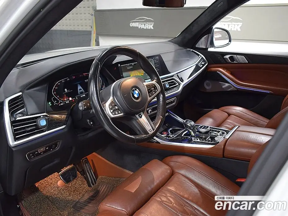 BMW X7 2022 3.0 автомат (гидро), фото 6