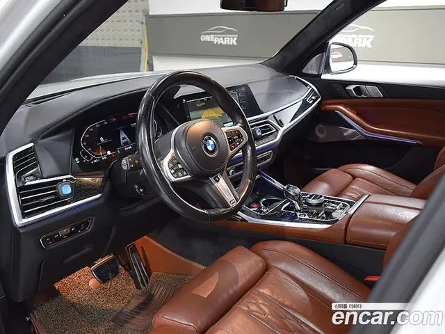 BMW X7 2022 3.0 автомат (гидро), миниатюра 6