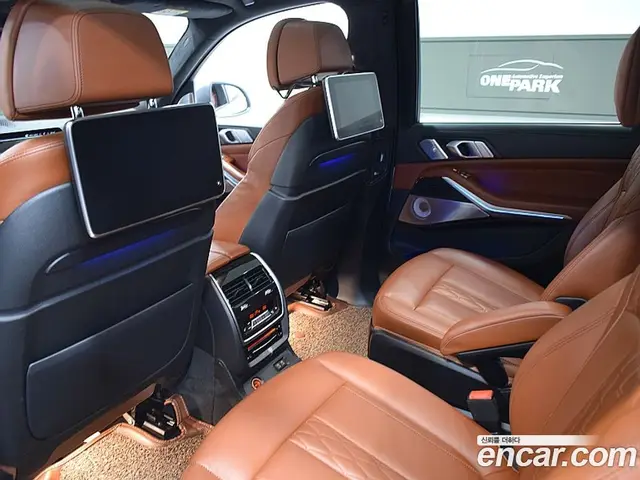 BMW X7 2022 3.0 автомат (гидро), миниатюра 7