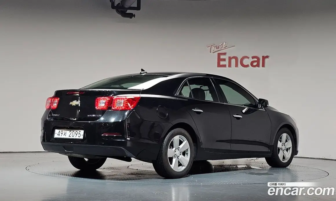 Chevrolet Malibu 2015 2.0 автомат (гидро), фото 1 Chevrolet Malibu 2015 2.0 автомат (гидро), фото 1
